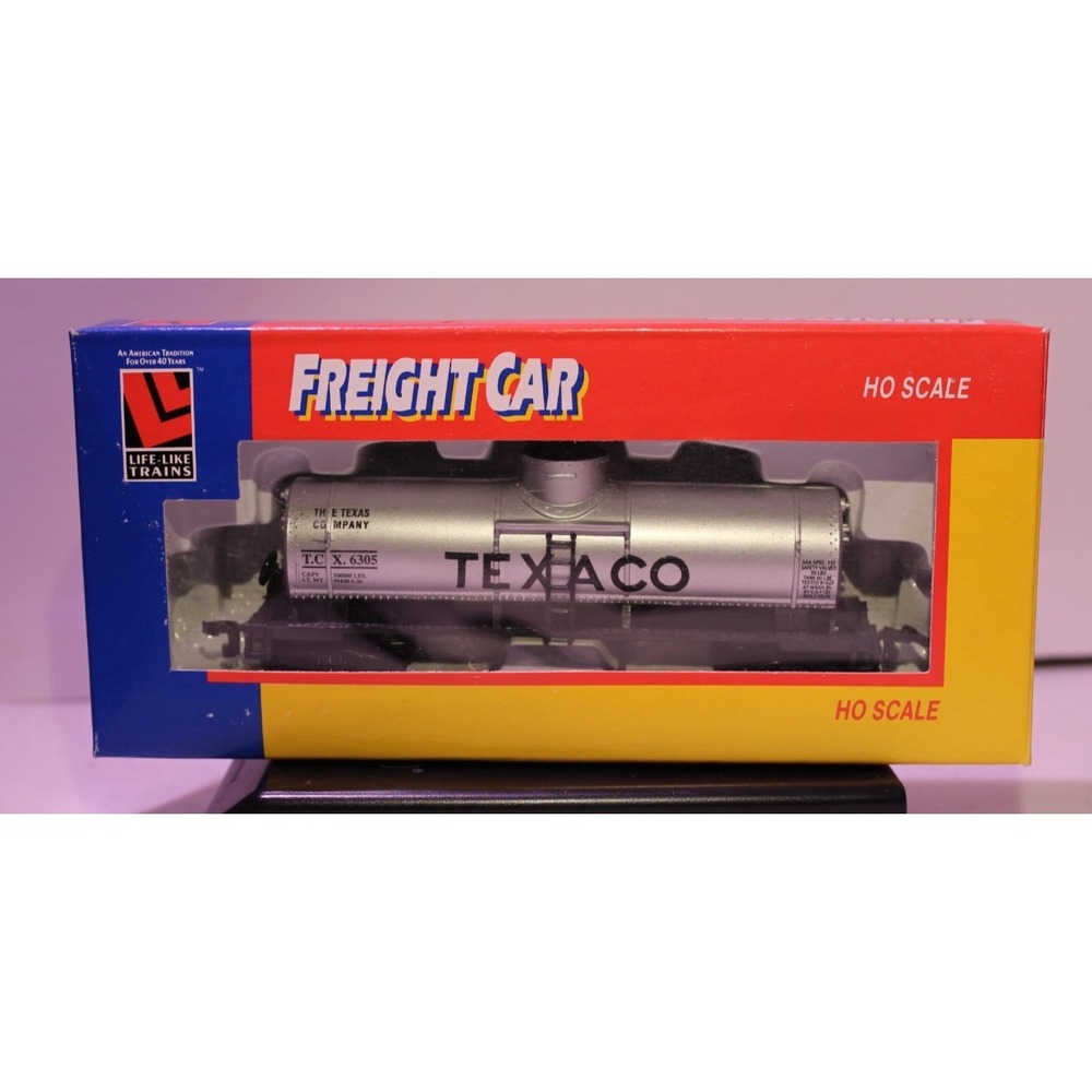 Life Like 8518  HO Scale TEXACO Dome Tank Car No. T.C.X 6305 Texas Company  (G)